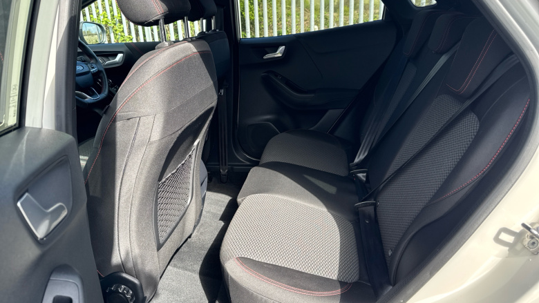 Ford Puma 1.0 EcoBoost Hybrid mHEV ST-Line 5dr Petrol Hatchback